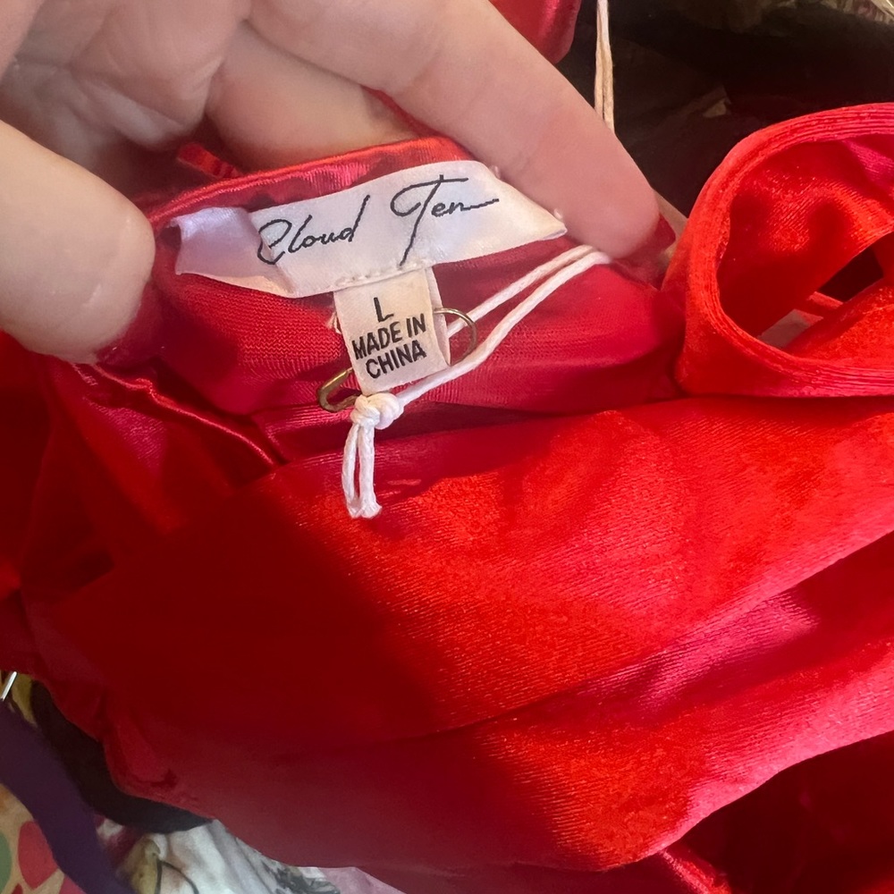 Red Satin Shoulder Tie Corset Top - Picture 6 of 6